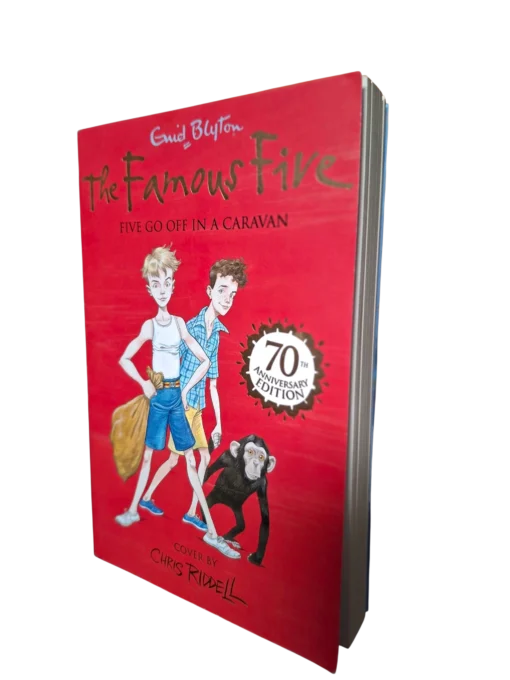Enid Blyton - The Famous Five: FIVE GO OFF IN A CARAVAN